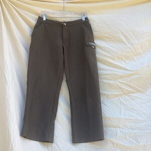 Cloudveil Women's Classic Brown Cargo outdoor Pants, size 6
